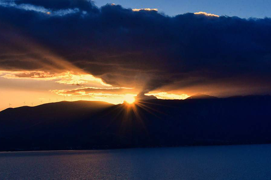 καιρός-ηλιοφάνεια-και-αφρικανική-σκό-2244938