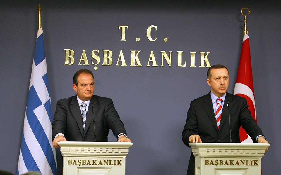 η-καραμανλική-στρατηγική-απέναντι-στ-2246060