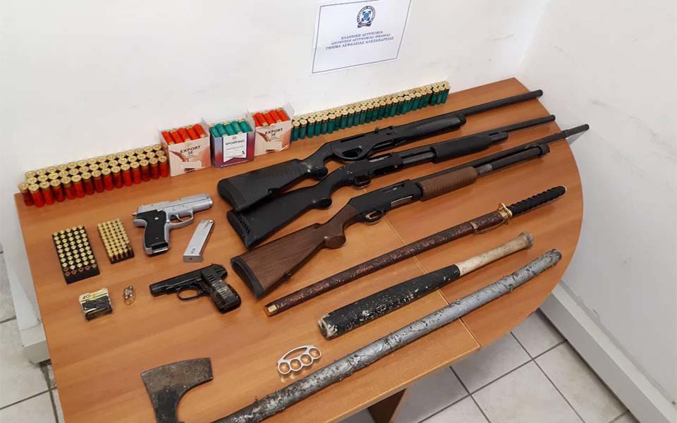 θεσσαλονίκη-πατέρας-και-γιος-έκρυβαν-2245973