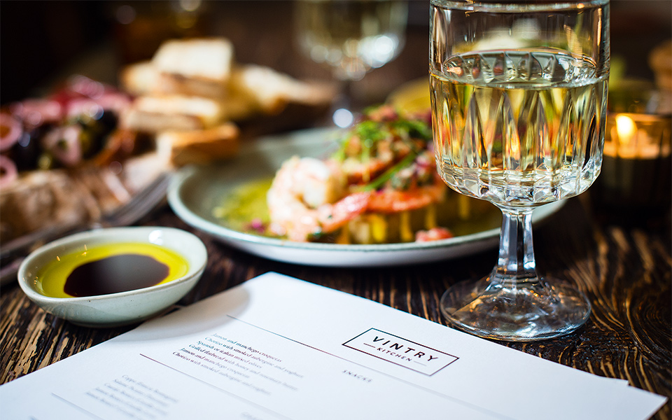 london-check-in-2244160