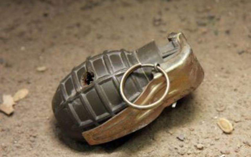 χειροβομβίδα-που-βρέθηκε-σε-διαμέρισ-2244568