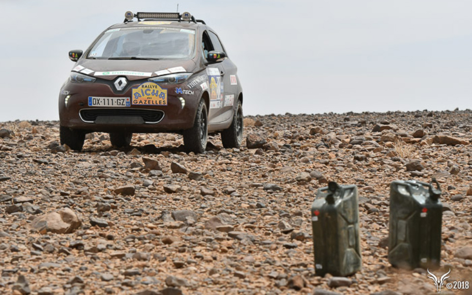to-renault-zoe-κατακτά-και-την-έρημο-σαχάρα-2246830