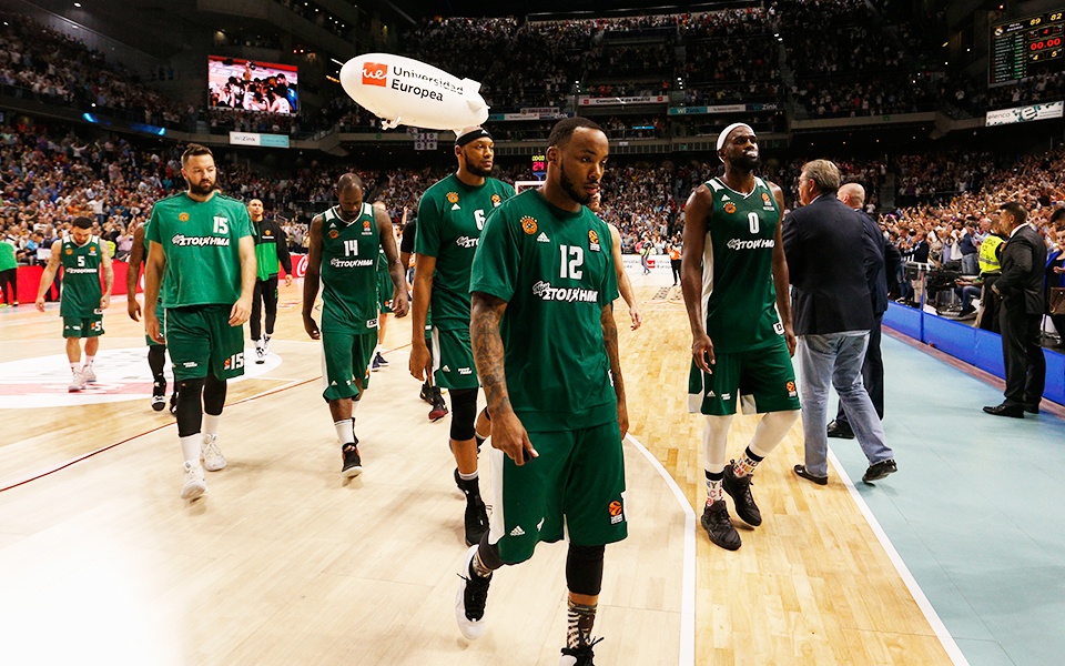 μπάσκετ-τελευταίο-χαρτί-η-αεκ-2247944