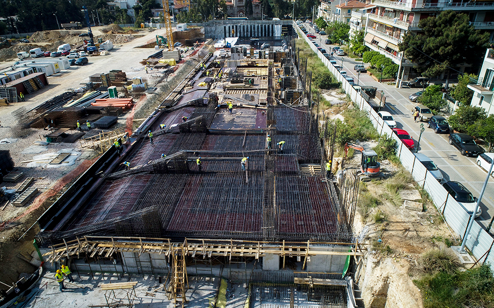 στέψη-και-φιέστα-με-πούλμαν-ανοικτό-στ-2248147