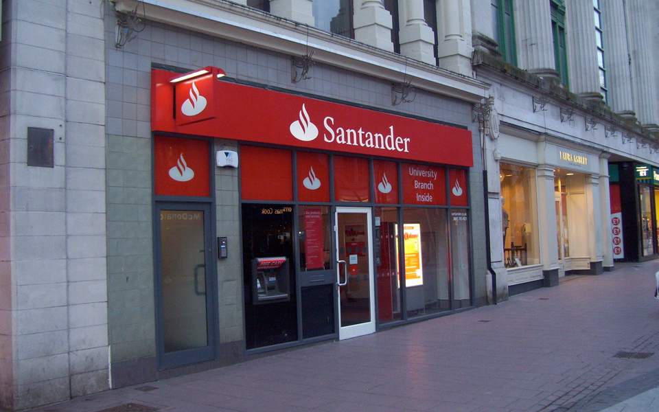 στην-αθήνα-επιτελείο-της-banco-santander-2248643