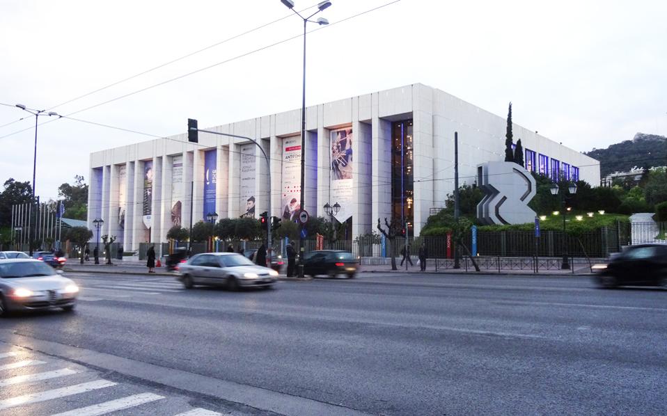 καλοκαίρι-στον-κήπο-του-μεγάρου-2250592