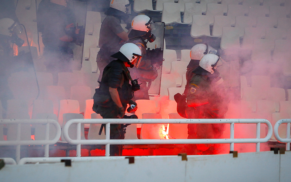 καταθέτει-συμβόλαιο-με-τον-παίκτη-η-αε-2250647