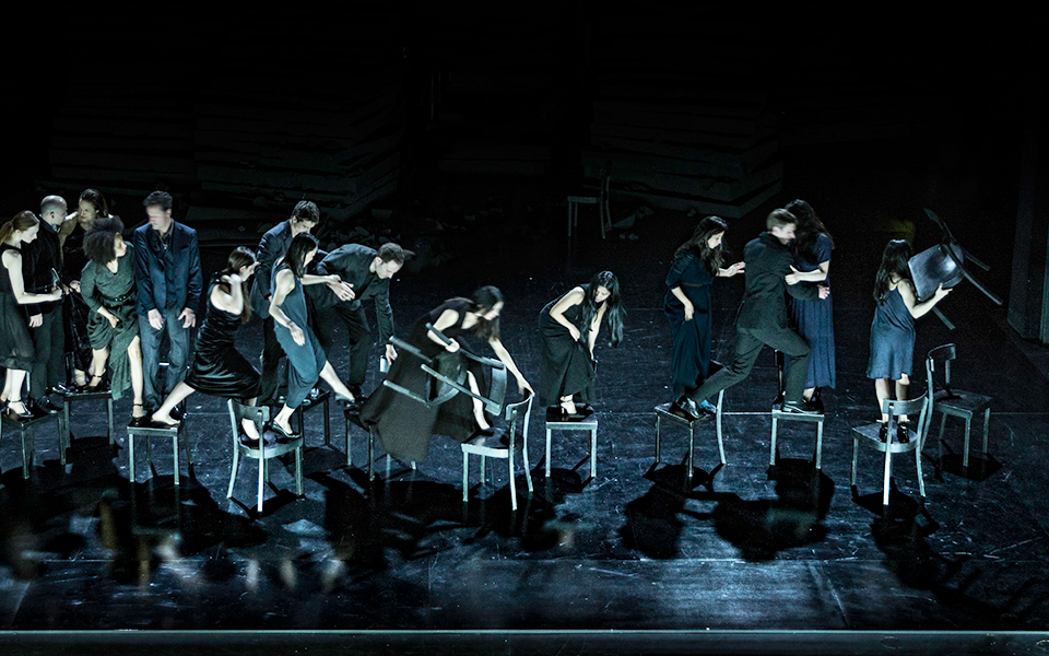 ενα-φιλόδοξο-και-επικίνδυνο-εγχείρ-2251215