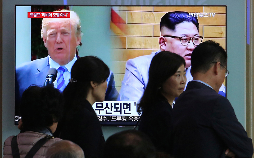 διπλή-γλώσσα-τραμπ-έναντι-της-β-κορέας-2251336