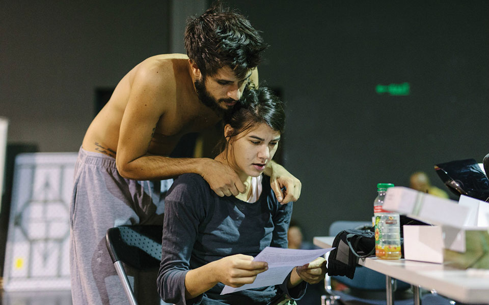 αισιοδοξία-και-προβληματισμοί-απολο-2252425