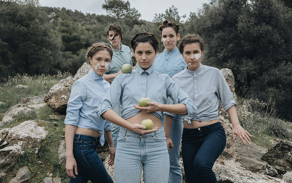 αναζητώντας-το-χρήσιμο-θέατρο-που-α-2252429