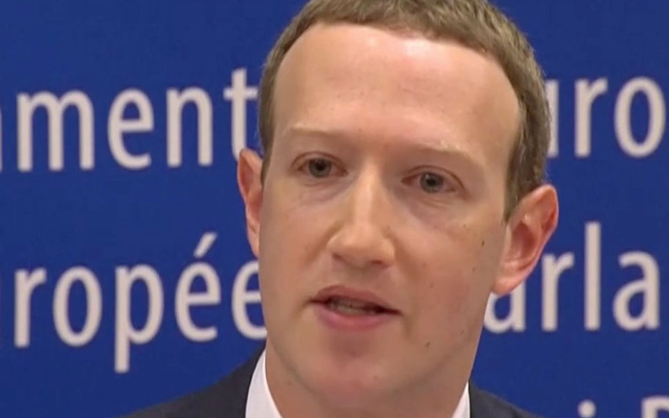 η-απολογία-ζούκερμπεργκ-2252640