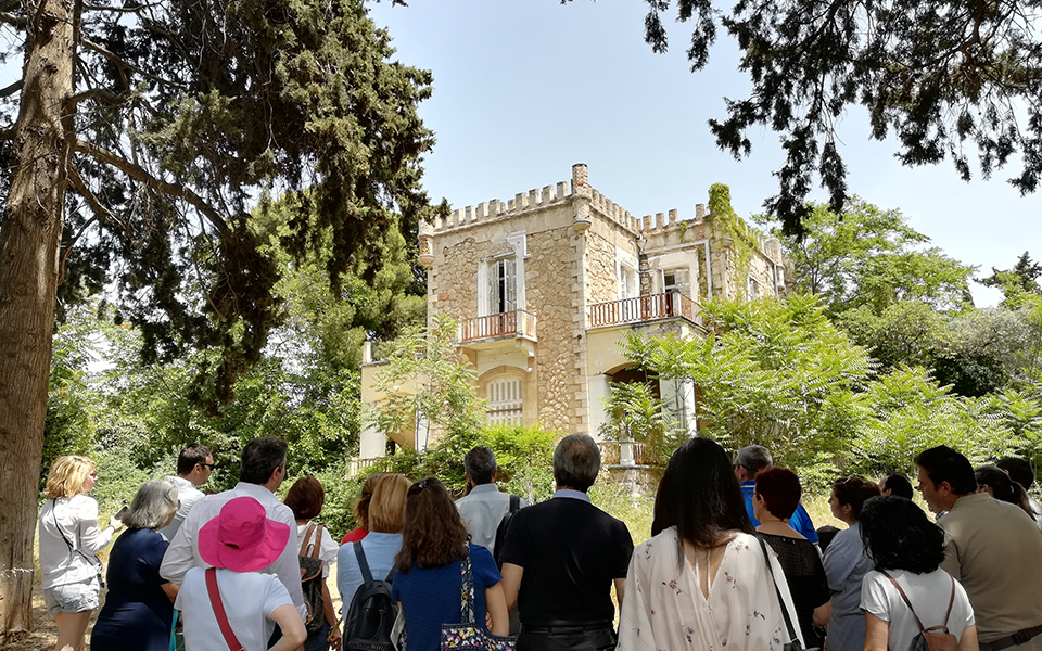 αρχοντικά-της-κηφισιάς-άνοιξαν-και-σα-2252330