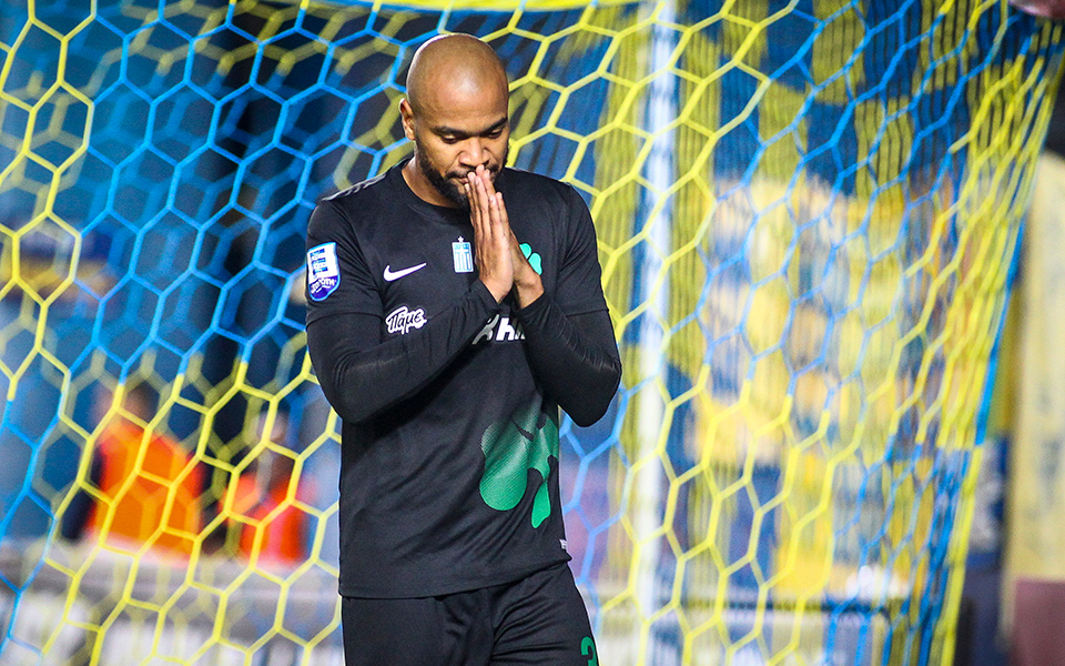 προσπαθεί-να-φέρει-μολέντο-στον-πειρα-2251841