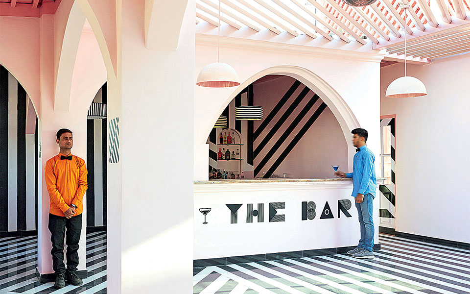 ροζ-με-νόημα-2251009