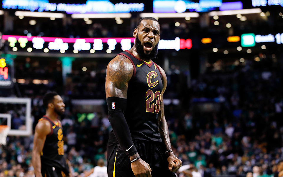 στο-ίδιο-έργο-θεατές-και-στο-νβα-2253196