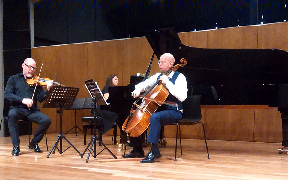 ενδιαφέρον-πρόγραμμα-και-εξαιρετικέ-2252434