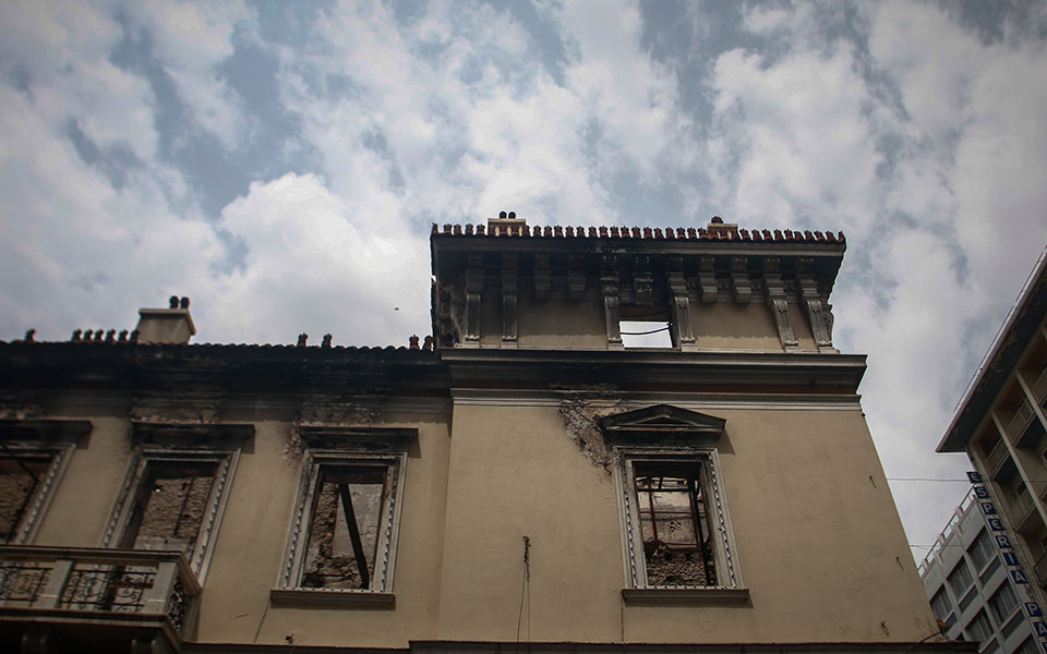 τίμησαν-τη-μνήμη-των-νεκρών-της-marfin-2248737