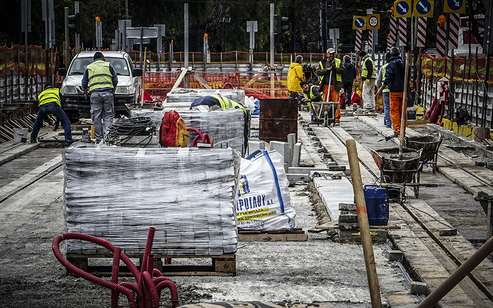 πρέπει-να-αυξηθεί-ο-κατώτατος-μισθός-2250207