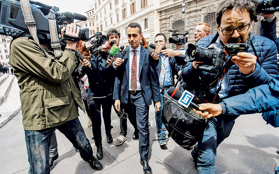 ανησυχία-στην-ε-ε-λόγω-ιταλίας-2250851