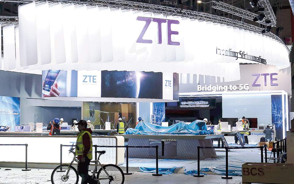 εκπλήσσει-η-στάση-τραμπ-απέναντι-στη-zte-2251446