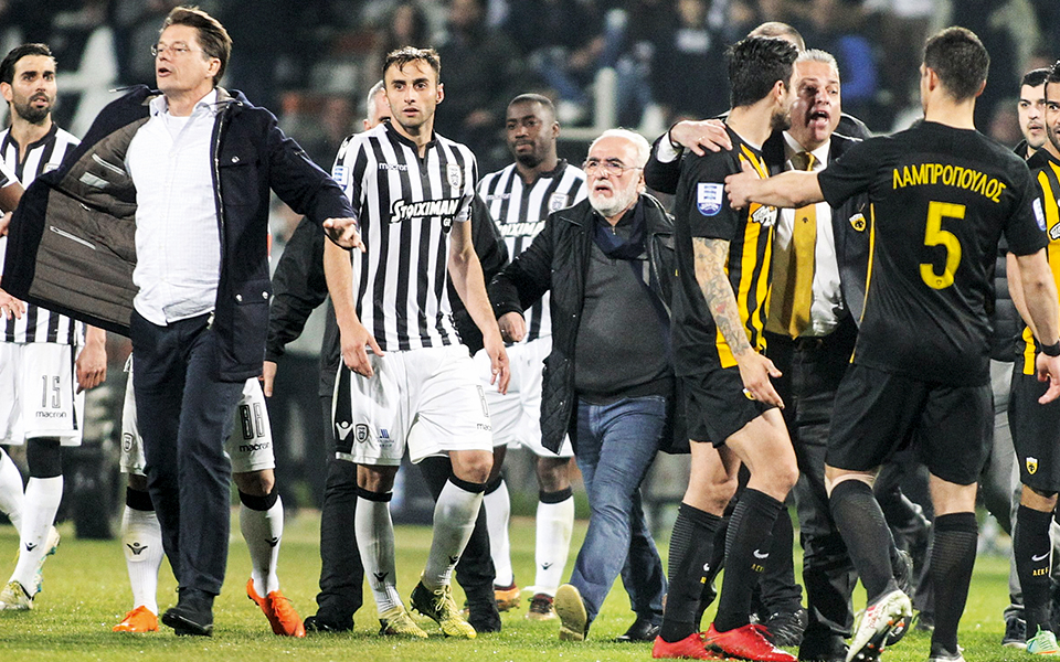 στο-εδώλιο-σαββίδης-μίχελ-για-την-εισβ-2251973