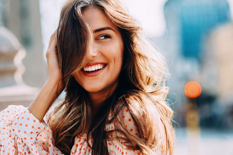 εύκολα-τρικ-για-πιο-λαμπερά-μαλλιά-2248888