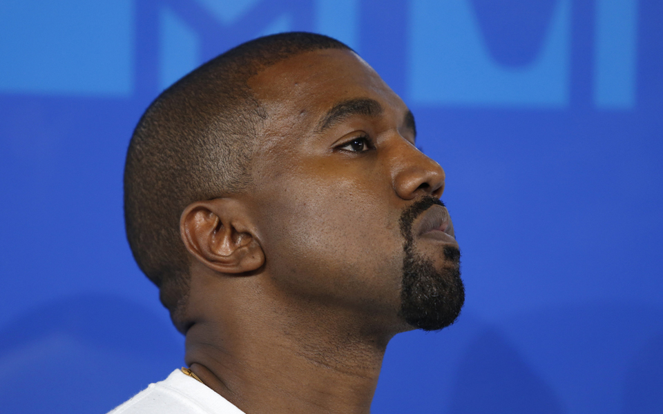 σάλος-με-τη-δήλωση-του-κάνιε-γουέστ-η-σ-2247948