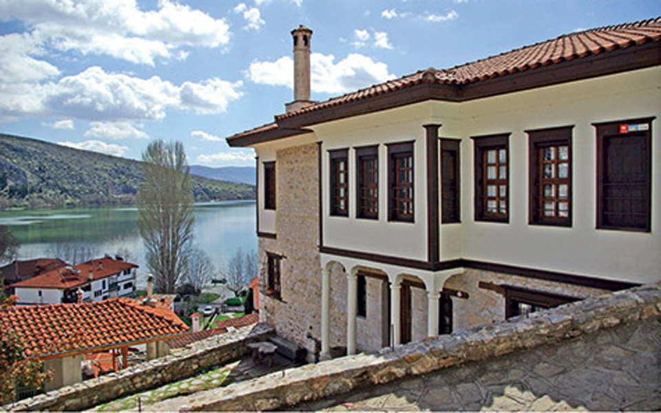 αρχοντικά-της-καστοριάς-ανοίγουν-τις-2251836