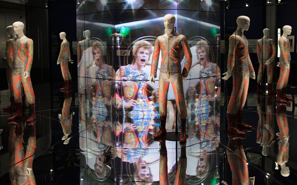 ο-αντι-γουόρχολ-της-μουσικής-2251030