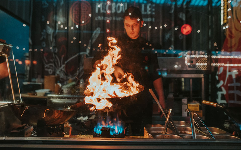 ξανθιά-και-καλοψημένη-2248455