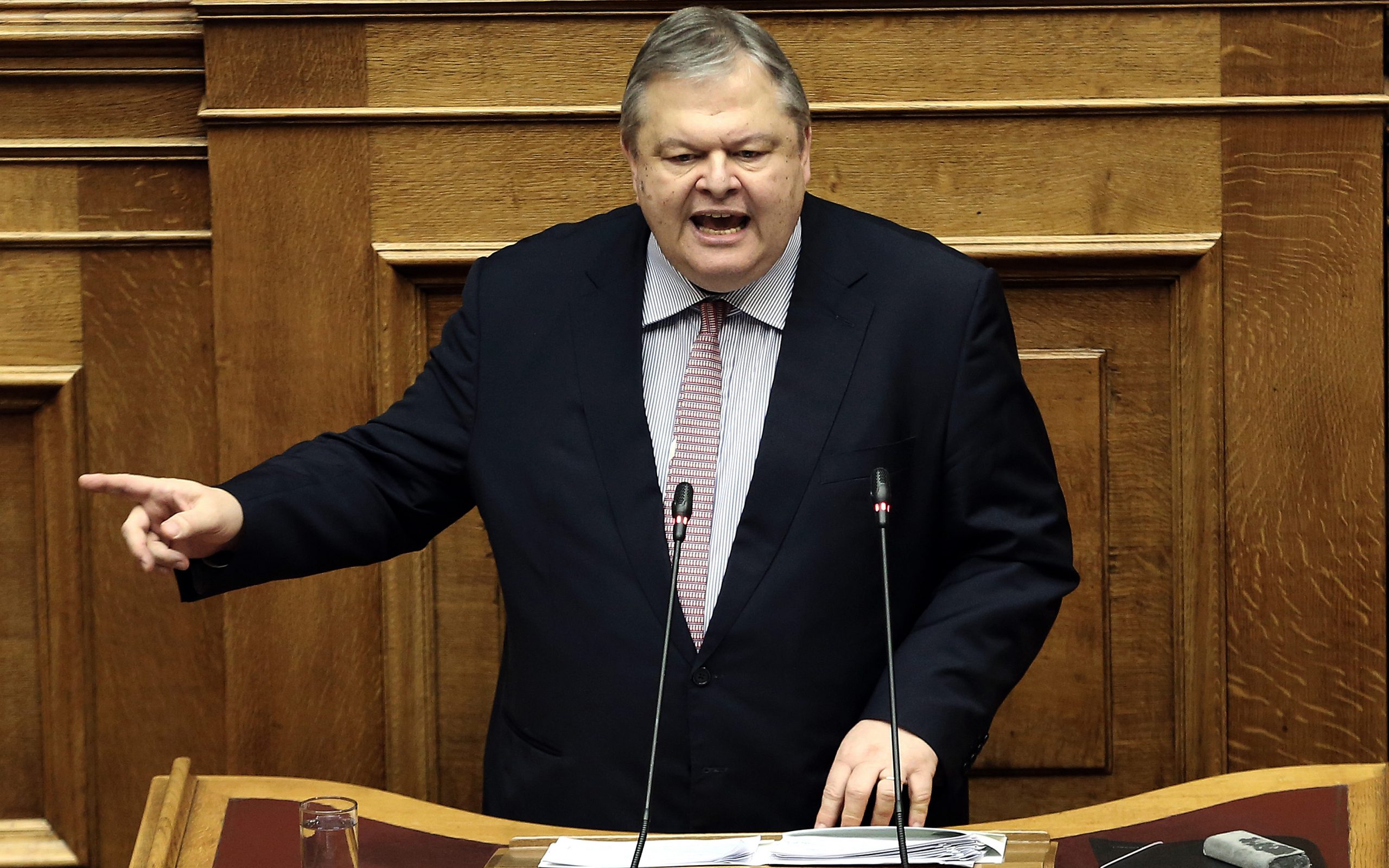 βενιζέλος-η-καθαρή-έξοδος-ως-αφήγημ-2253470