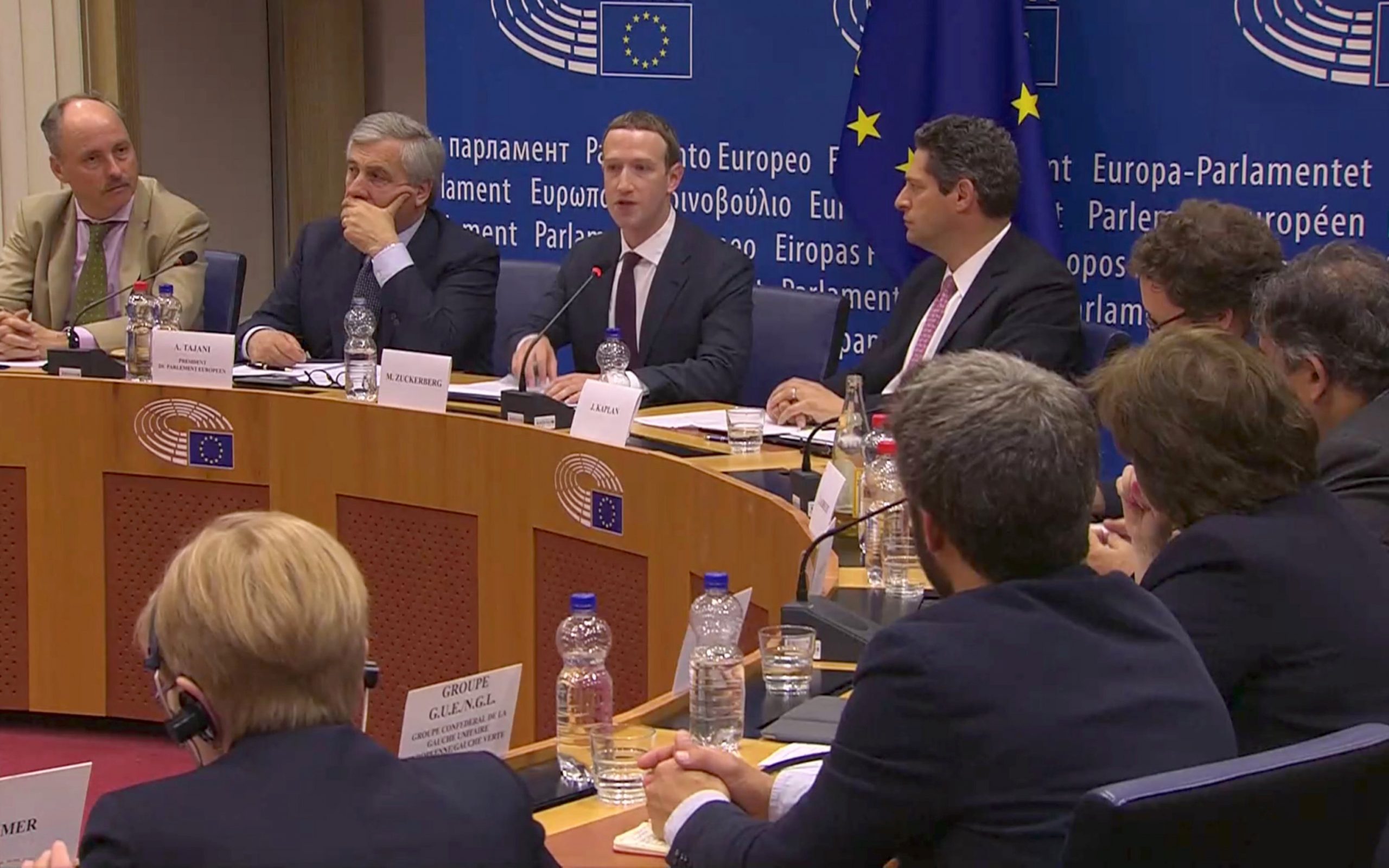ζούκερμπεργκ-στο-ευρωκοινοβούλιο-συ-2251937