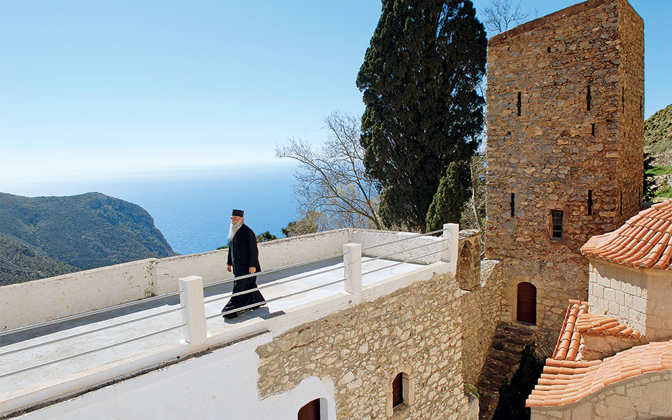 tήλος-προσοχή-στα-παγόνια-2249890