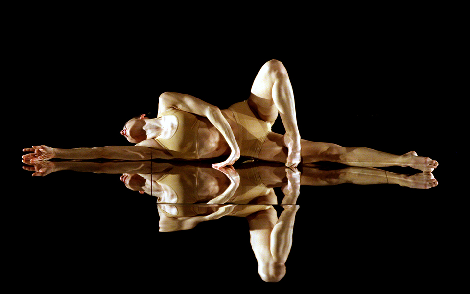 μομιχ-μπερδεύοντας-όλες-τις-αισθήσει-2255168