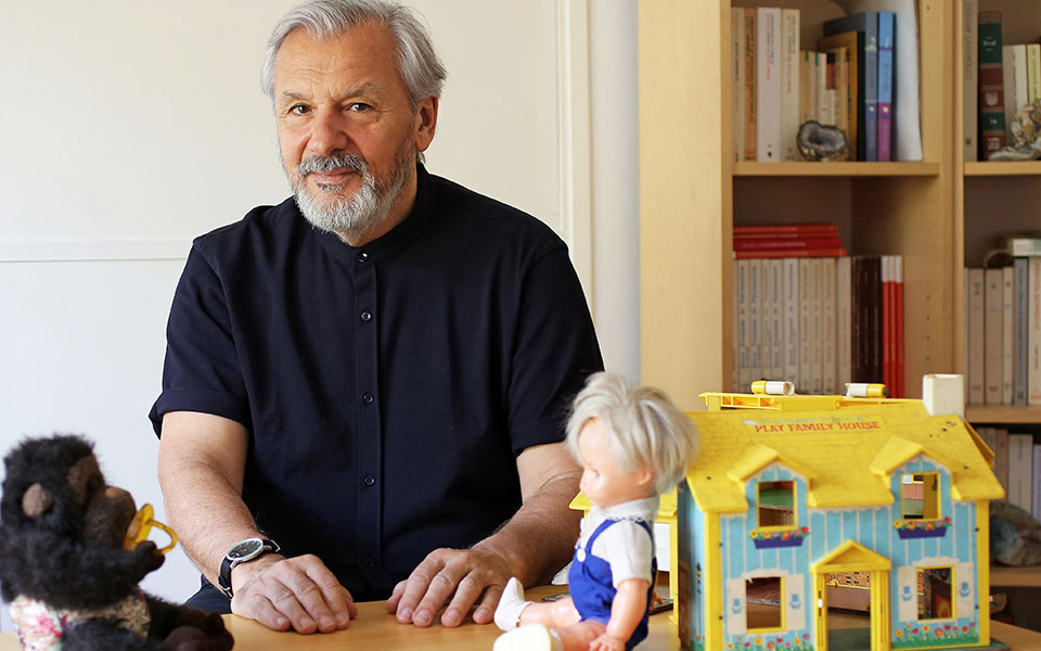 παριστάνουν-τους-ανυποψίαστους-2257428