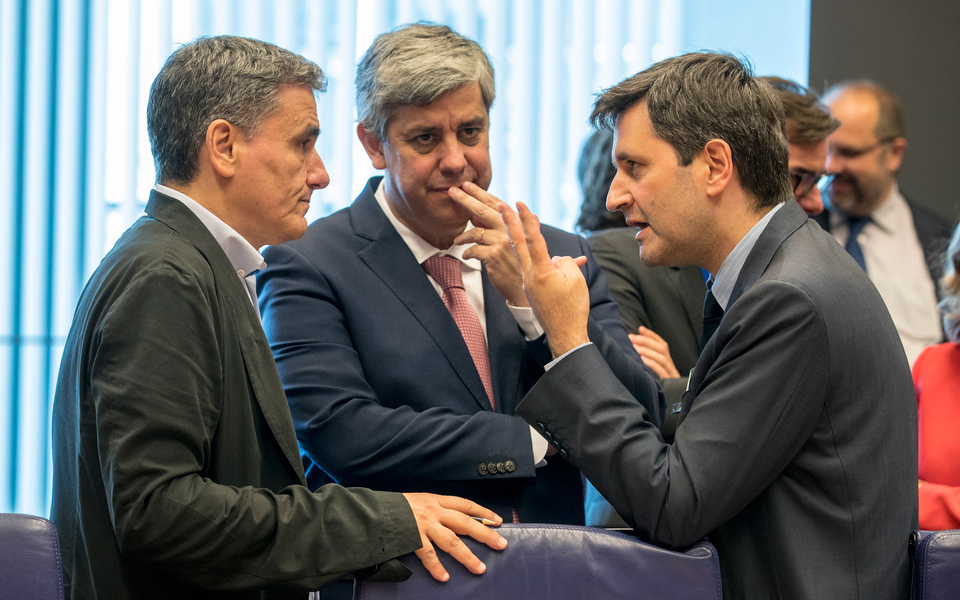 dw-συμφωνία-για-την-ελλάδα-με-μέτρα-για-χ-2257723