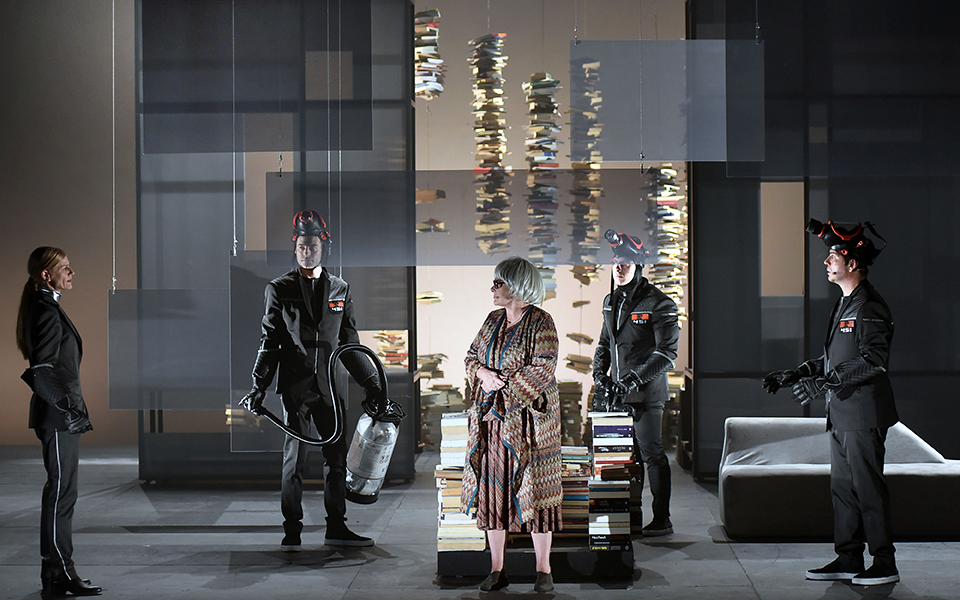 το-φαρενάιτ-451-καίει-την-εποχή-μας-2255591