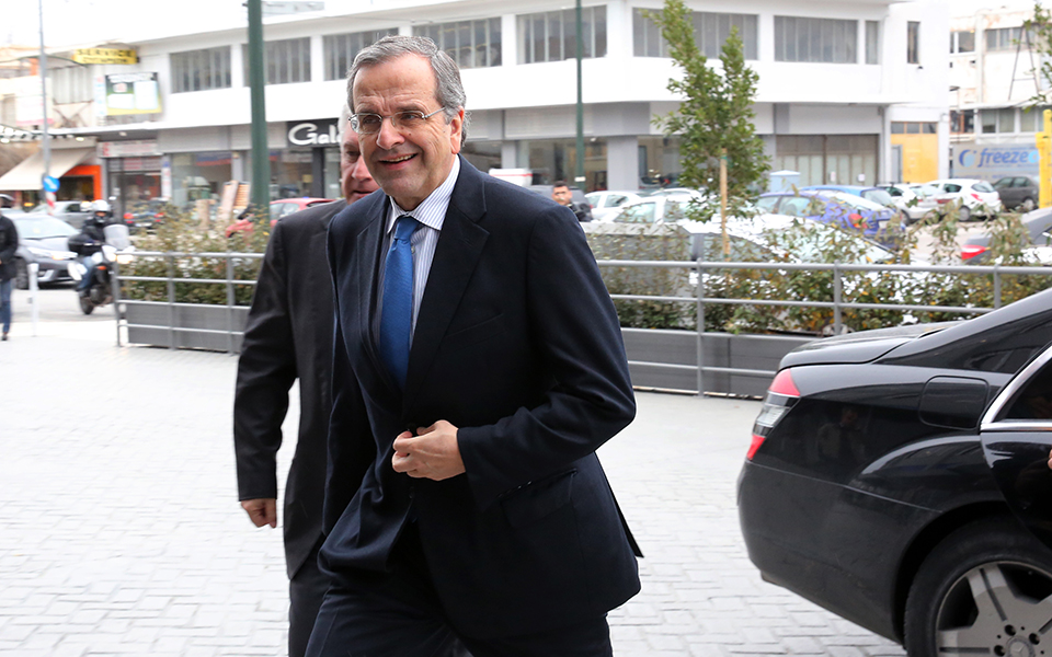 σαμαράς-ταπεινωτικός-συμβιβασμός-2255929