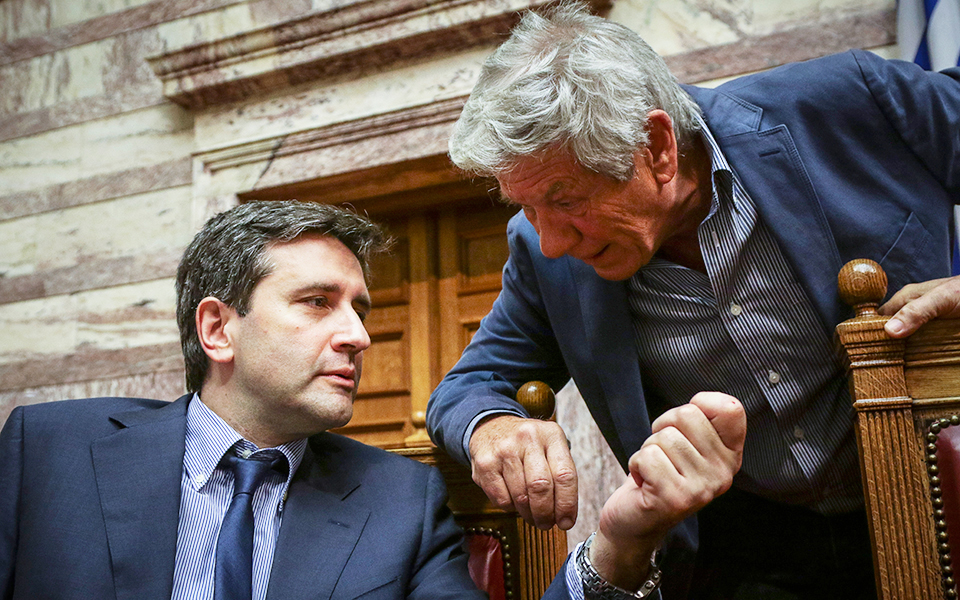 ολα-τα-μωρά-στην-πίστα-2255617