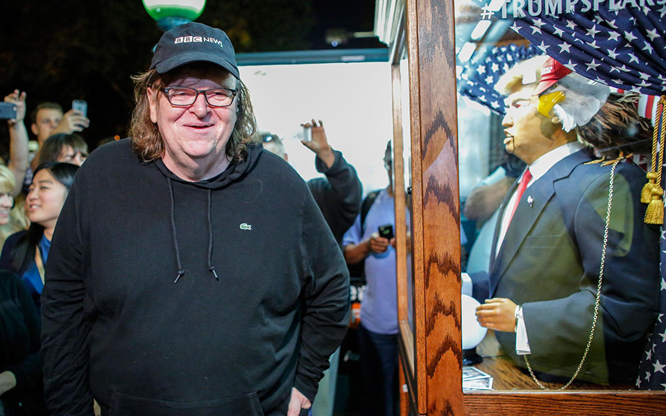 μουρ-καλεί-τραμπ-θα-μετανιώσει-που-με-γ-2253631