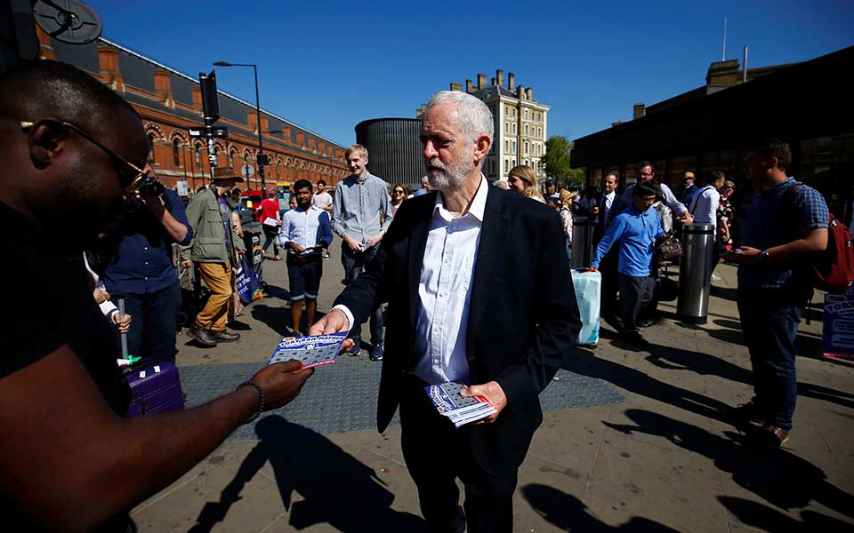 ο-τζέρεμι-κόρμπιν-δεν-εκφράζει-μειοψ-2258714