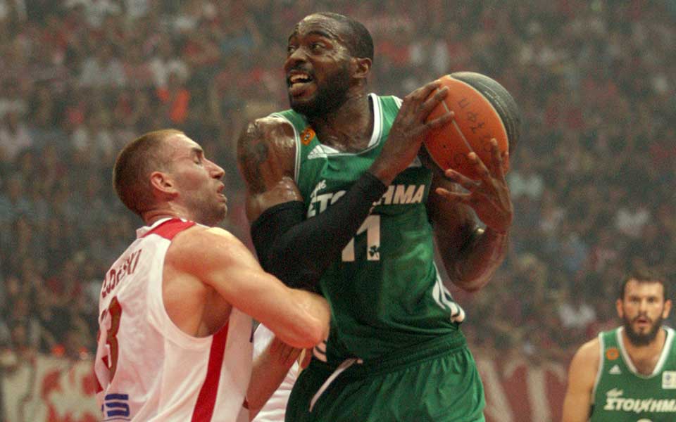 μπλατ-ο-ολυμπιακός-καλάθη-λάσμε-ο-παο-2258903