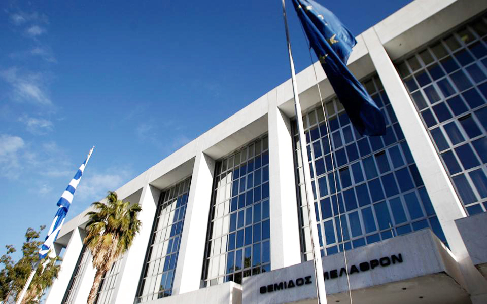 η-πρώτη-έκδοση-τούρκου-δοκιμάζει-τις-δ-2257998