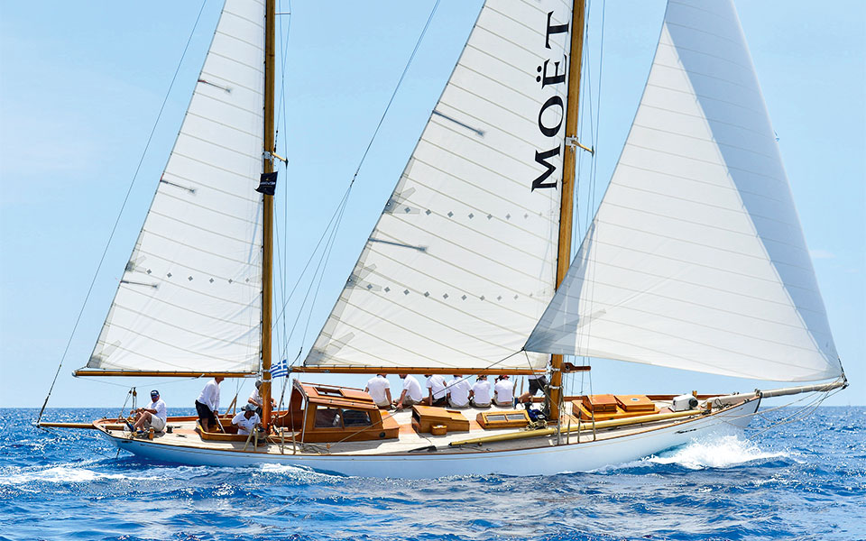 οι-σπέτσες-πιστές-στο-ραντεβού-2257592