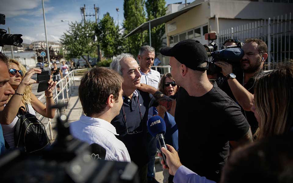 αποδοκιμασία-για-την-άδεια-κουφοντίν-2257181