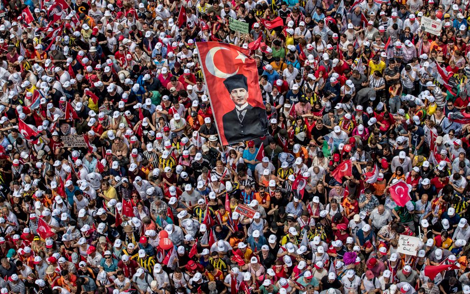 τουρκία-συνελήφθησαν-μέλη-του-γαλλικ-2258190