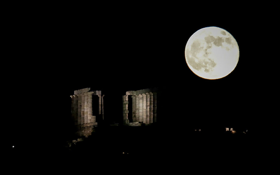 εντυπωσιακές-εικόνες-από-την-πανσέλη-2259134