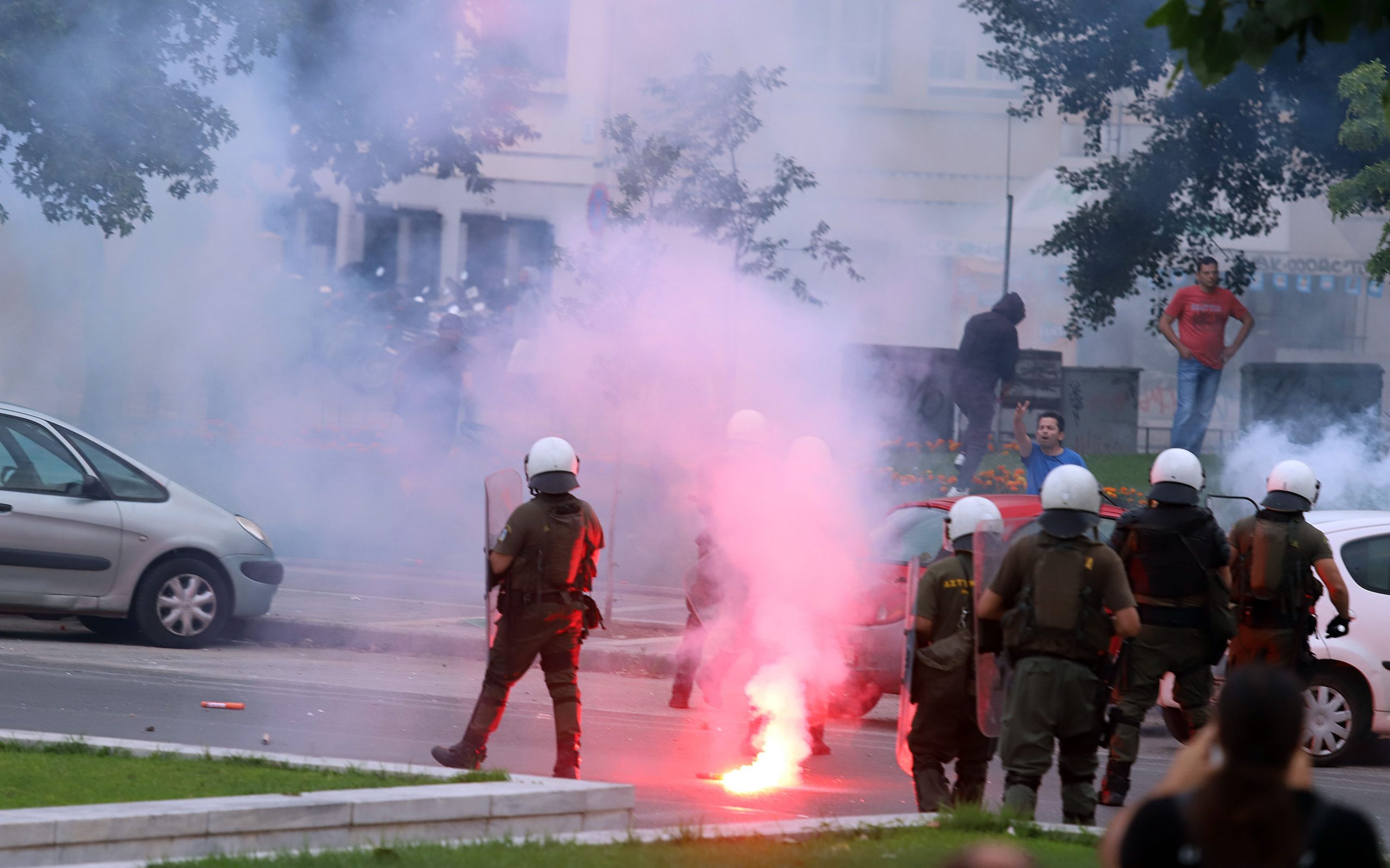 θεσσαλονίκη-πέντε-συλλήψεις-για-τα-επ-2258429