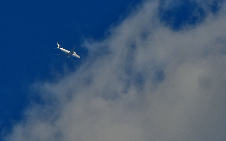 αεροσυνοδοί-και-φροντιστές-αντιμετω-2258406